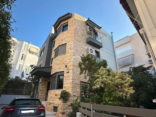 Maison individuelle à Glyfáda, Nomarchía Athínas