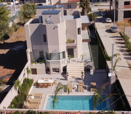 Villa in Kalývia Thorikoú, Nomarchía Anatolikís Attikís