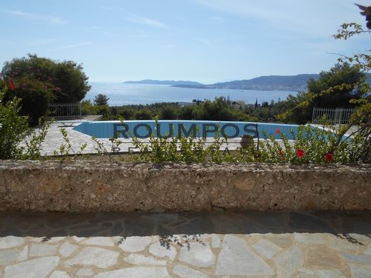 Casa Unifamiliare a Kranídi, Nomós Argolídos