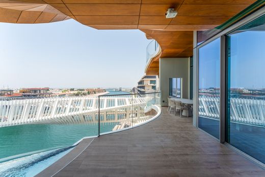 Appartamento a Dubai