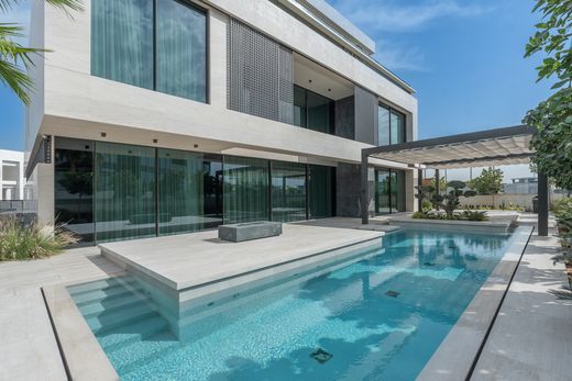 Villa in Dubai