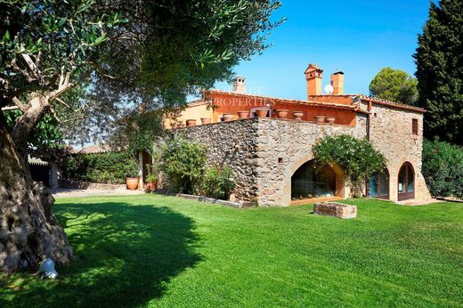 Rural or Farmhouse in Vulpellac, Province of Girona