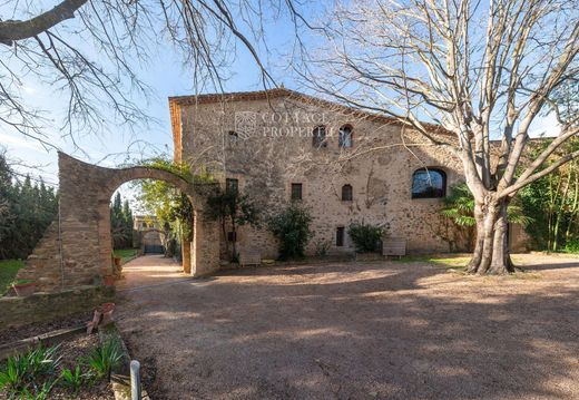 Усадьба / Сельский дом, Corçà, Província de Girona