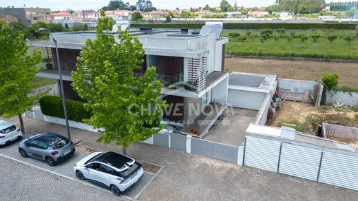 Luxus-Haus in Serzedo, Vila Nova de Gaia