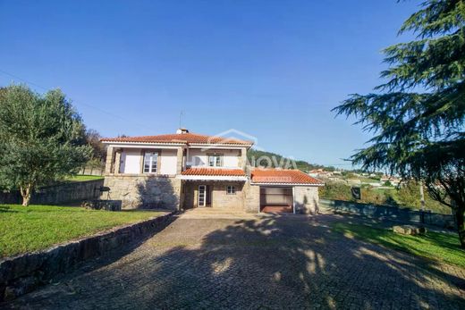 Lüks ev Oliveira, Vila Nova de Famalicão