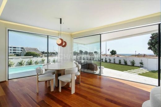 Apartment / Etagenwohnung in Canidelo, Vila Nova de Gaia