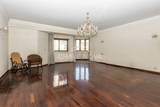 Apartment / Etagenwohnung in Lissabon, Lisbon