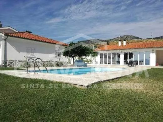 Farm in Lamas de Orelhão, Mirandela