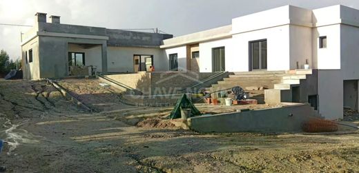 Luxury home in Pousados, Alcanena